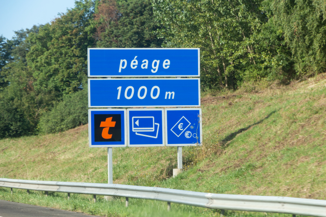 Réduisez les tarifs des péages en France cet été, exhorte le ministre des Transports