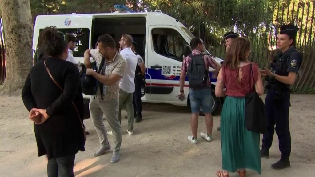 Sécurité : 500 policiers déployés à Paris cet été
                  Un important dispositif de sécurité sera mis en place dans la capitale cet été afin de lutter notamment contre la petite délinquance.
