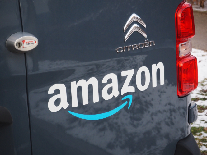 Amazon fait appel des plans de frais de livraison minimum de 3 € pour les livres en France