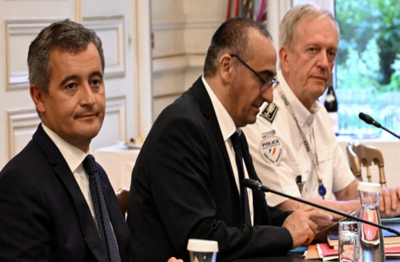 Le ministre français de l'Intérieur sous le feu des critiques pour avoir soutenu le commentaire selon lequel "la police n'a pas sa place en prison"