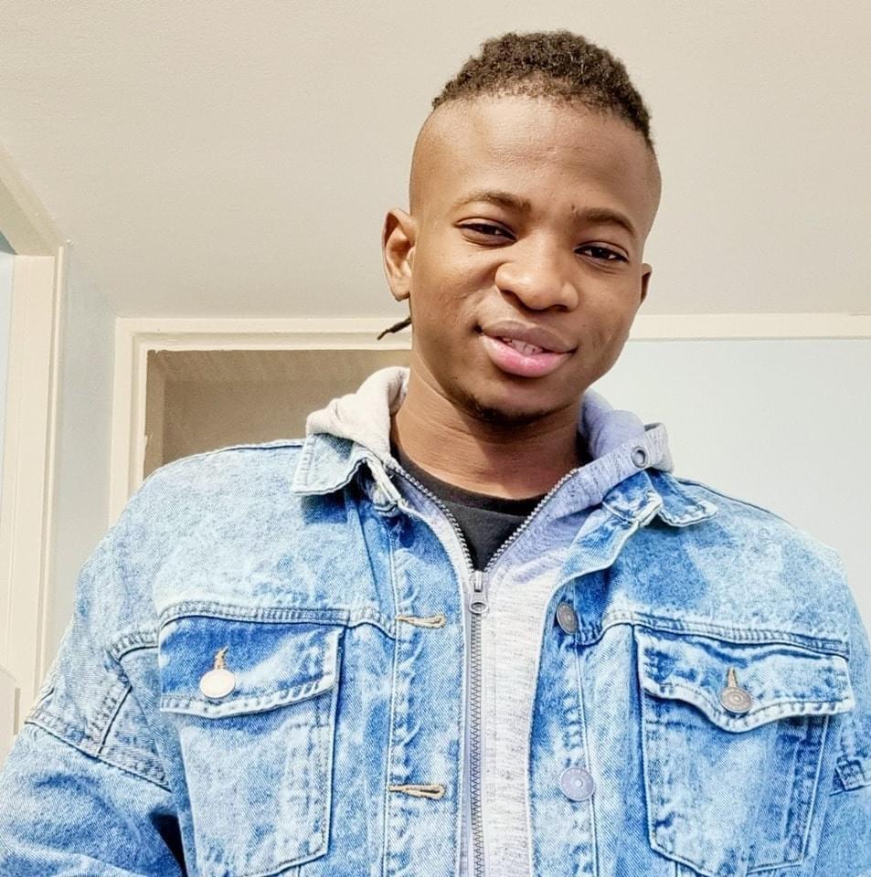 Alhoussein Camara est arrivé en France en tant que mineur non accompagné en 2018 à l'âge de 14 ans. Il avait construit sa vie dans la ville d'Angoulême, dans le sud-ouest.