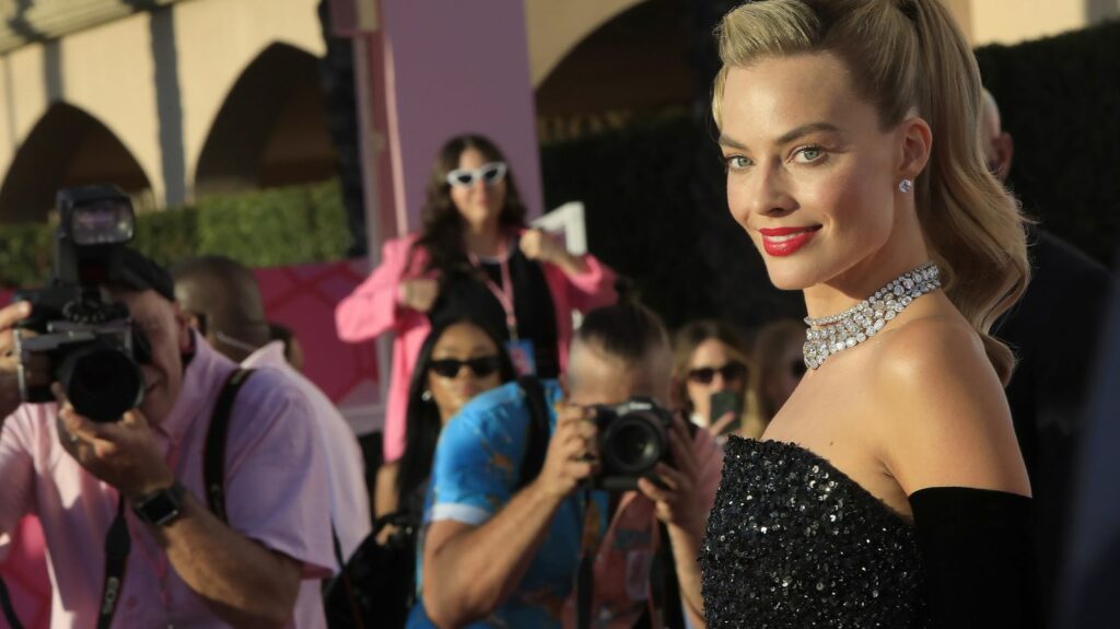 Le film Barbie sera diffusé aux Philippines, à une condition
              La sortie en salles du blockbuster américain, prévue le 19 juillet dans l'archipel, est maintenue à condition de flouter une scène.