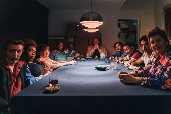La bande de fraudeurs du film Cash de Jérémie Rozan. (CAROLINE DUBOIS / NETFLIX)