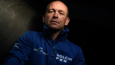 Une enquête ouverte à Paris après un signalement visant le navigateur Kevin Escoffier
              Les faits sont survenus au mois de mai avec une jeune femme aux Etats-Unis, lors d'une escale de The Ocean Race, a précisé le parquet vendredi.