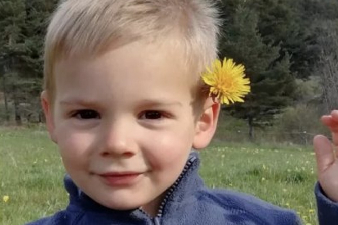 Garçon de 2 ans porté disparu dans les Alpes françaises : les étrangers bannis du site de recherche