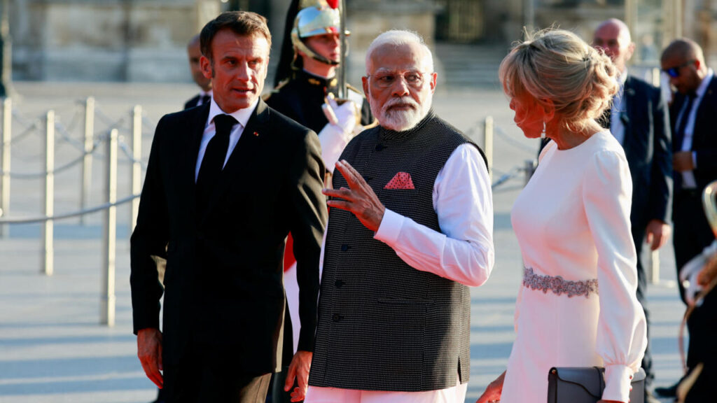 L'Inde et la France promettent des projets militaires "révolutionnaires" alors que Modi préside le 14 juillet