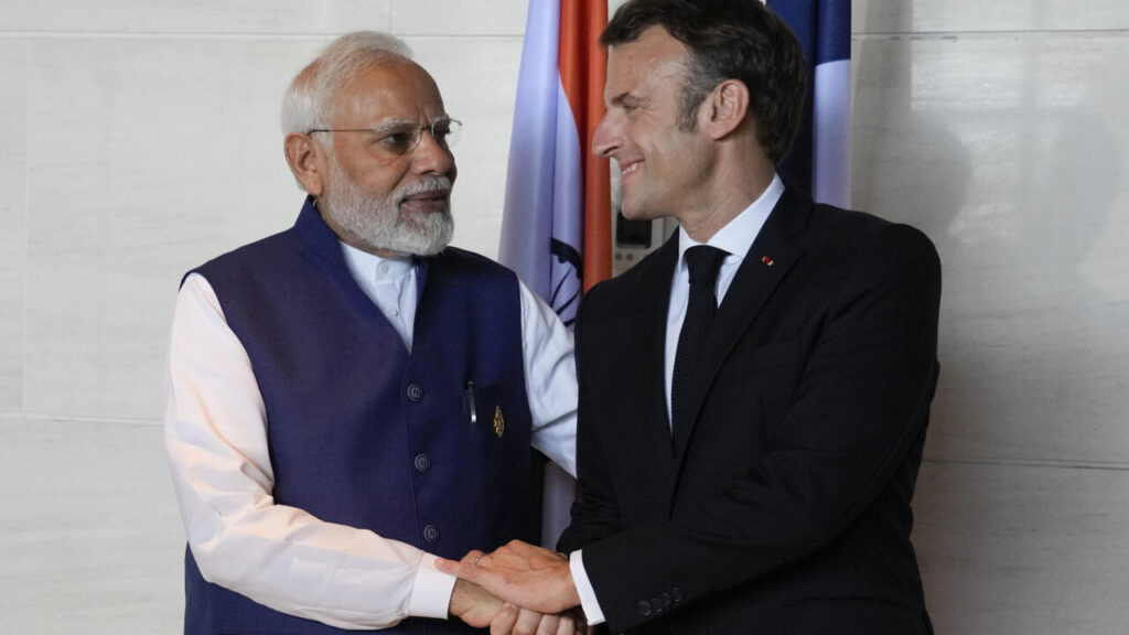 L'Indien Modi se rend en France pour renouer les liens et présider le défilé du 14 juillet
