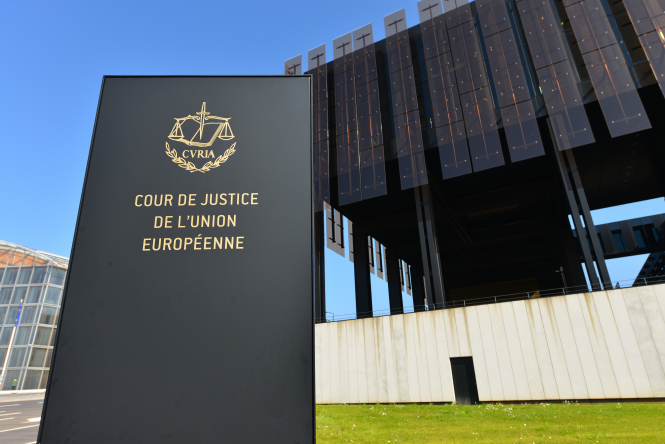 La Cour juge que les droits européens des Britanniques en France ont été perdus en raison du Brexit