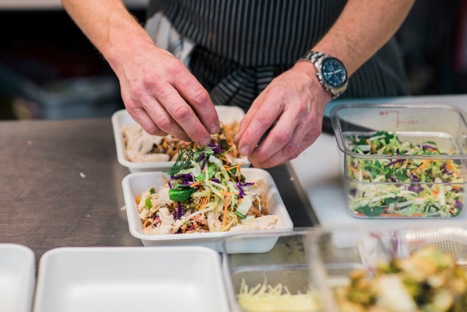 Les plats à emporter en France devront bientôt montrer d'où vient leur viande