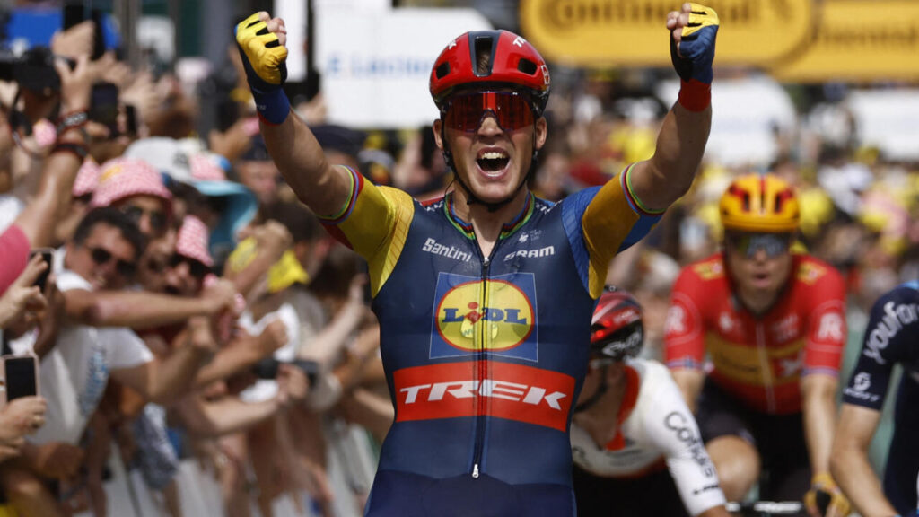 Pedersen remporte la huitième étape du Tour de France 2023 alors que Cavendish s'écrase