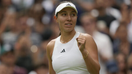Pegula domine Tsurenko pour atteindre son premier quart de finale à Wimbledon