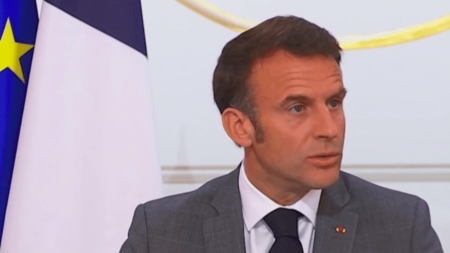 Remaniement : premier Conseil des ministres du gouvernement Borne 2
                  Le premier Conseil des ministres du gouvernement Borne 2 s’est tenu jeudi 21 juillet.  De nombreux fidèles du président font leur entrée.
