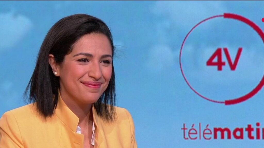 Généralisation du SNU : "C’est une étape qui arrivera certainement un jour", estime Sarah El Haïry
              Sarah El Haïry, secrétaire d'État chargée de la Jeunesse et du Service national universel, était l’invitée des "4 Vérités" de France 2, vendredi 7 juillet.