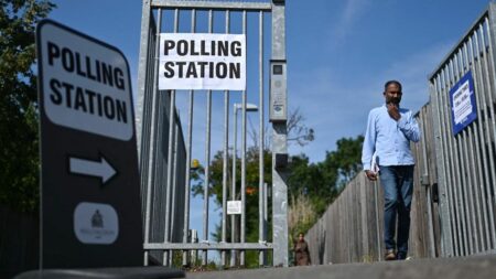 Royaume-Uni : revers cinglant pour le gouvernement conservateur, qui perd deux sièges sur trois lors d'élections partielles
                  Ce scrutin à valeur de test n'est pas de bon augure pour le parti au pouvoir, en vue des élections prévues pour 2024.