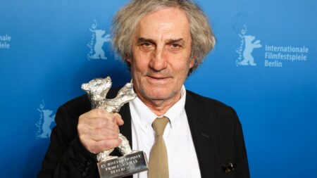 Le réalisateur Philippe Garrel accusé de violences sexuelles par plusieurs comédiennes
                  Dans une enquête publiée par Mediapart, le cinéaste est mis en cause par cinq femmes pour des attitudes inappropriées et des chantages aux faveurs sexuelles en échange de rôles dans ses films.