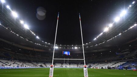 Coupe du monde de rugby 2023 : les organisateurs portent plainte contre X pour vente illicite de billets
              Le 20 juillet dernier, GIP France 2023, qui organise la Coupe du monde de rugby, s'est aperçu qu'un individu avait acheté 150 places à l'aide de plusieurs cartes bleues, le tout via la même adresse mail. D'après nos informations, le suspect a pu revendre au moins 33 places, pour un montant à ce jour inconnu.