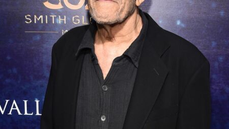 L'acteur Mark Margolis, connu pour son rôle dans les séries "Breaking Bad" et "Better Call Saul", est mort
              Il avait tourné dans plus d'une cinquantaine de films et avait marqué les esprits avec son interprétation intimidante du baron de la drogue Hector Salamanca à la télévision.