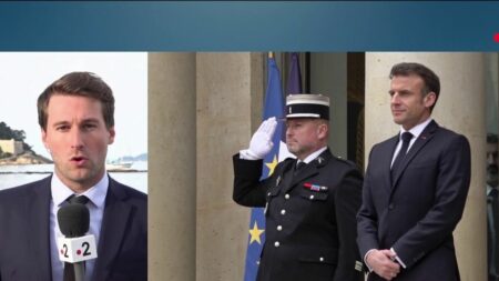 Emmanuel Macron : Première apparition publique depuis le début de ses vacances le 17 août Politique : Emmanuel Macron va faire sa première apparition publique depuis le début de ses vacances
Le président de la République fera, jeudi 17 août au soir, sa première apparition publique depuis qu’il séjourne au fort de Brégançon (Var).