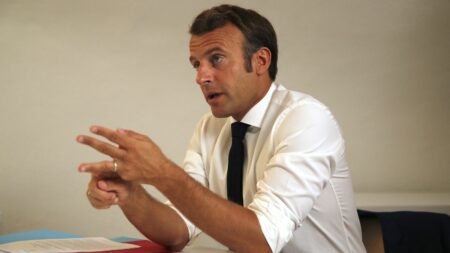 Macron évalue succès des interventions françaises au Sahel; condamne putsch au Niger Afrique : Emmanuel Macron estime que les interventions françaises au Sahel "ont été des succès" malgré les crises successives
Auprès du "Point", le chef de l'Etat a qualifié le putsch au Niger de "coup contre la démocratie".