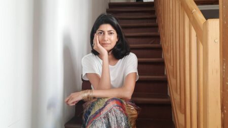 Ils ont fait l'actu. Maître Negar Haeri, avocate de la famille de Shaïna Hansye revient sur le procés de l'assassin de la victime agée de 15 ans
              Maître Negar Haeri, était révoltée et en colère parce que la Cour d’assises des mineurs de l'Oise a condamné l'ex petit-ami de Shaïna Hansye à 18 ans de réclusion criminelle. L'avocate avait déploré que le parquet n'ait pas fait appel de cette peine, très inférieure aux 30 ans de réclusion qu'il avait requis.