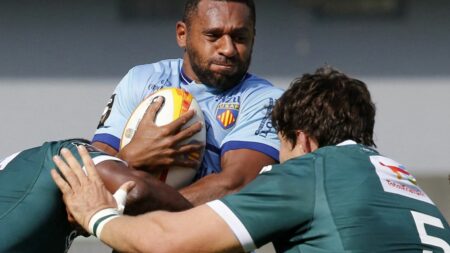 Rugby : le joueur George Tilsley, engagé au Stade toulousain, condamné à six mois de prison avec sursis pour violences conjugales
              Placé en garde à vue jeudi 10 août, le joueur de 31 ans a plaidé coupable et bénéficié d'une comparution sur reconnaissance préalable de culpabilité.