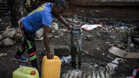 Une sécheresse paralysante contraint le territoire français de Mayotte à couper l'eau 2 jours sur 3