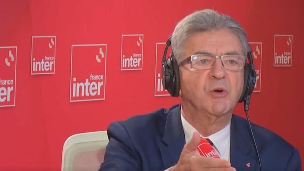 Tensions au sein de la Nupes : "Il y a un grand malaise à gauche en écoutant Fabien Roussel", se désole Jean-Luc Mélenchon
                  "Nous n'avons jamais comparé Fabien Roussel à Jacques Doriot", assure le chef de file de La France insoumise.