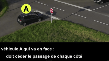 Code de la route : quels sont les changements ?
              Un nouvel examen du code de la route est entré en vigueur, mardi 12 septembre. Il s’agit de montrer aux candidats qu’il est capable de se mettre à la place des autres.