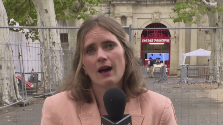 Marine Le Pen : Discours de rentrée politique le 16 septembre à Beaucaire, Gard Politique : rentrée de Marine Le Pen
Marine Le Pen fait sa rentrée à Beaucaire (Gard). L'ancienne candidate à la présidentielle doit prononcer un discours dans l’après-midi du 16 septembre. Le point avec Caroline Motte.