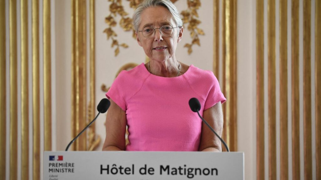 Nouvelle-Calédonie : Élisabeth Borne veut "des avancées" à l'issue d'une réunion avec les indépendantistes et les loyalistes
                  La Première ministre échange ce mercredi avec les partisans de l'indépendance de cet archipel du Pacifique sud et de ceux de son maintien dans la République française.