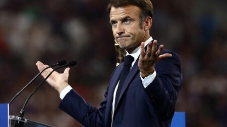 Rugby World Cup 2023: Emmanuel Macron hué lors du discours d’ouverture au Stade de France Coupe du monde de rugby 2023 : Emmanuel Macron sifflé au Stade de France lors de son discours d'ouverture
Le président de la République a été accueilli par des huées dans l'enceinte, où se jouait vendredi le premier match du Mondial opposant la France à la Nouvelle-Zélande.