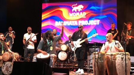 Rythmes cathartiques pour un groupe ouest-africain né dans le « Londres noir » Rythmes cathartiques pour un groupe ouest-africain né dans le « Londres noir »