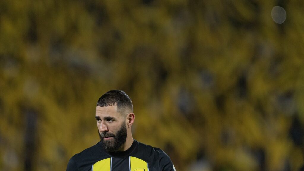 Karim Benzema "en lien notoire avec les Frères musulmans" : le ministère de l'Intérieur développe la déclaration de Gérald Darmanin
          Le ministre de l'Intérieur a dénoncé, lundi, les liens supposés de Karim Benzema avec les Frères musulmans.