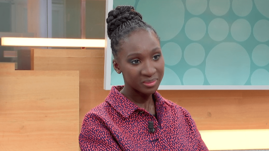 Cinéma : "Mon Premier Festival" est un événement autour du cinéma "pour le jeune public", indique la comédienne Eye Haïdara, marraine de l’édition 2023
          Le coup d’envoi de l’édition 2023 de "Mon Premier Festival" sera donné ce mercredi 25 octobre à Paris avec une avant-première du film "Le Garçon et le héron". Présente sur le plateau du 12/13 info, Eye Haïdara, marraine de cette édition, revient sur ses coups de coeur ciné.