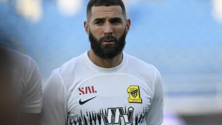 Accusé par Gérald Darmanin de liens avec les Frères musulmans, Karim Benzema porte plainte Gérald Darmanin accuse Karim Benzema de liens avec les Frères musulmans : on vous résume la polémique
Le footballeur, qui a apporté son soutien aux Palestiniens, a été accusé de liens avec l'organisation islamiste par Gérald Darmanin. Il a annoncé jeudi, via son avocat, porter plainte contre le ministre de l'Intérieur.