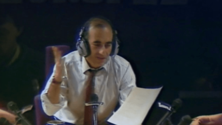 Décès de Jean-Pierre Elkabbach : l’éditorialiste Nathalie Saint-Cricq rend hommage au journaliste Mort de Jean-Pierre Elkabbach : Nathalie Saint-Cricq salue un journaliste au "questionnement court et incisif"
Présente sur le plateau du 8 Heures, mercredi 4 octobre, Nathalie Saint-Cricq revient sur le décès de Jean-Pierre Elkabbach survenu la veille. L'éditorialiste politique de France Télévisions salue un journaliste qui "considérait que, jusqu'au bout, il fallait faire son boulot avec passion".