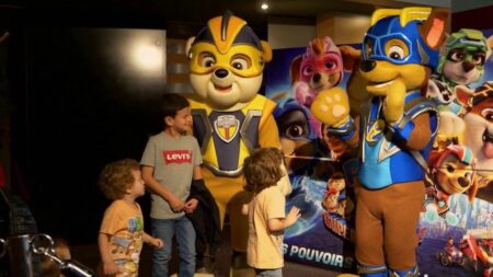 Cinéma : le dessin animé "Pat'Patrouille 2" est sorti
                  La suite de "Pat'Patrouille" sort en salles mercredi 11 octobre. C'est l'un des dessins animés les plus connus du monde entier. Des avant-premières ont eu lieu dans toute la France.