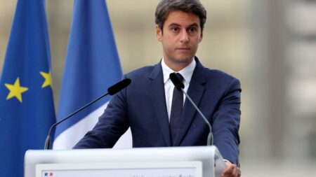 Gabriel Attal lance mission ‘exigence des savoirs’, priorise le français et les mathématiques en éducation Education : Gabriel Attal lance une mission "exigence des savoirs", avec une priorité sur le français et les mathématiques
Le ministre de l'Education a promis jeudi que les conclusions de cette concertation seraient rendues "d'ici à huit semaines".