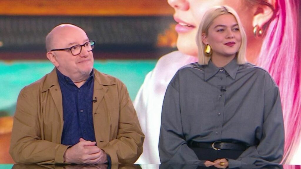 Cinéma : "Nous ne sommes pas nés dans des familles cultivées", confie Michel Blanc
                  Louane et Michel Blanc sont à l'affiche du film "Marie-Line et son juge", qui sort en salles mercredi 11 octobre. Ils sont les invités du 13 Heures, mardi 10 octobre.