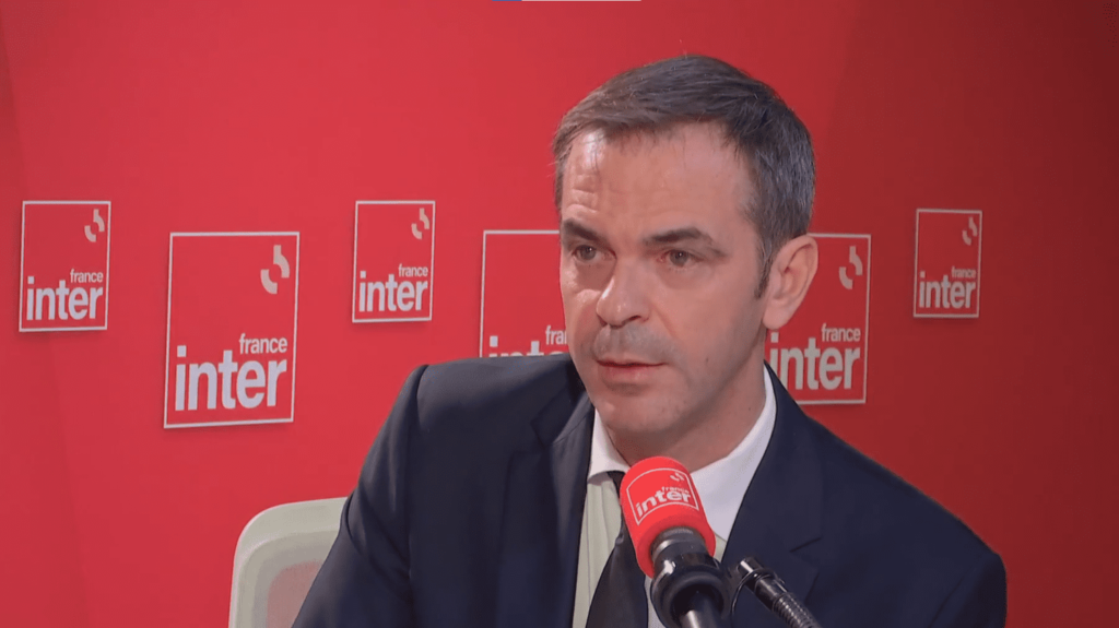 Actes antisémites : "L''État sera absolument implacable", prévient Olivier Véran
          Depuis le début de la guerre entre Israël et le Hamas, plus de 800 actes antisémites ont été comptabilisés en France.
