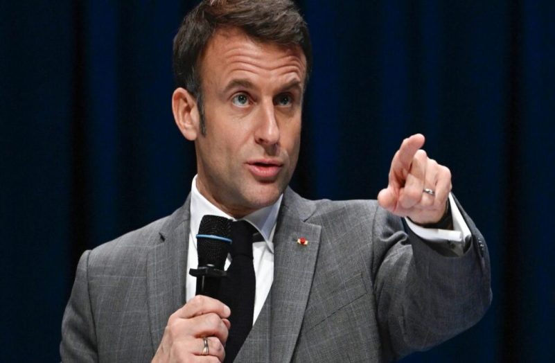 ÉDITO. Assises de l'économie de la mer : Emmanuel Macron n'a pas fini d'écoper !
          Non au "défaitisme", place à "l’optimisme lucide", ce sont les mots du chef de l'État qui a assuré mardi qu’il ne changerait pas de "cap" malgré les "orages".