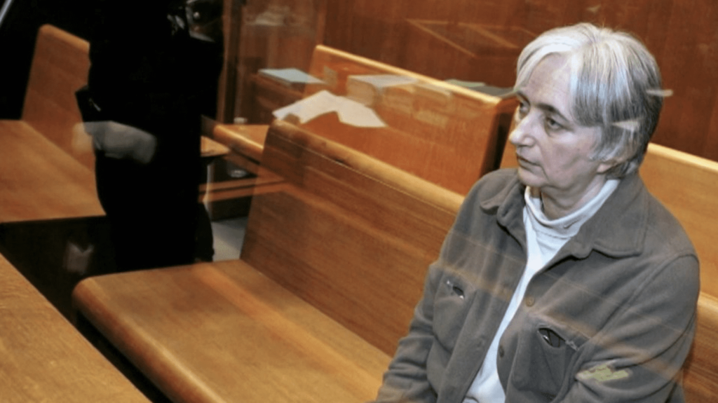 Vidéo



  

  
  

      

  

  
    Procès de Monique Olivier : les secrets de la veuve de Michel Fourniret
          Le procès de Monique Olivier, l’ex-femme de Michel Fourniret, va s’ouvrir mardi 27 novembre. Elle sera seule dans le box des accusés et comparaîtra pour trois affaires.