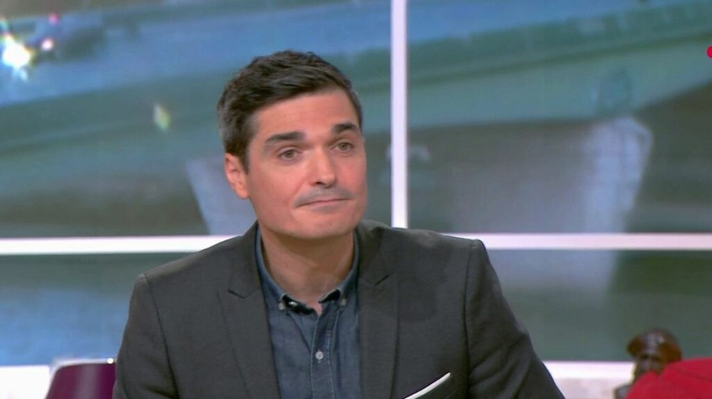 Sport : quand les anciennes légendes passent devant la caméra
          Fabien Pelous, ancienne légende du rugby français joue son premier rôle d'acteur. Il suit ce faisant d'autres icônes et une tradition liant sport et cinéma.