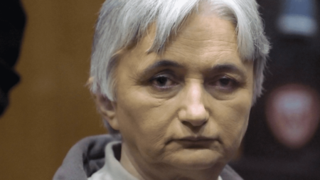 Procès : qui est Monique Olivier, la veuve de Michel Fourniret ?
          Mardi 28 novembre s’ouvre le procès de Monique Olivier, la veuve de Michel Fourniret. Qui est-elle ? De quoi est-elle accusée ? Éléments de réponse.