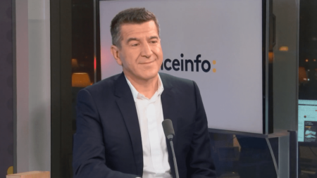 Taxer la fortune immobile », propose Matthieu Pigasse, banquier d’affaires et actionnaire du « Monde Fiscalité : "Il faut taxer la fortune lorsqu'elle est immobile", assure Matthieu Pigasse
L'invité éco du jeudi 16 novembre est le banquier d'affaires et actionnaire au journal "Le Monde", Matthieu Pigasse. Il vient de publier aux éditions de l'Observatoire, le livre "La lumière du chaos".