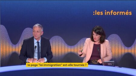 Soutien d'E. Macron à Gérard Depardieu, les suites de la loi immigration, la situation au Proche-Orient... Les informés du jeudi 21 décembre
          Autour de Jean-François Achilli et Bérengère Bonte, les informés débattent de l'actualité du jeudi 21 décembre 2023.