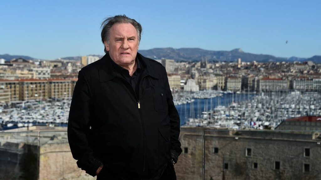 Gérard Depardieu accusé d'agressions sexuelles : d'Anouk Grinberg à Nathalie Baye, le monde du cinéma sort du silence
          Après une nouvelle plainte déposée contre Gérard Depardieu et la diffusion du magazine "Complément d'enquête" révélant des comportements sexistes de l'acteur lors d'un voyage en Corée du Nord en 2018, plusieurs personnalités du 7e art se sont exprimées.