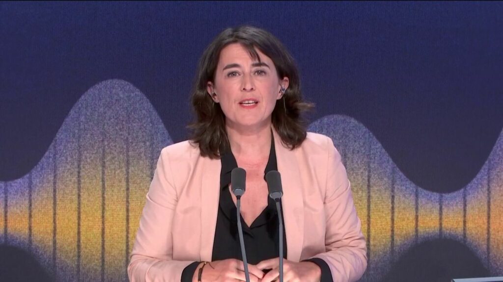 Plus d'enseignants que prévu à la rentrée 2024, la France quitte le Niger et 2023 sur les réseaux sociaux... Les informés du vendredi 22 décembre
          Autour de Bérengère Bonte, les informés débattent de l'actualité du vendredi 22 décembre 2023.