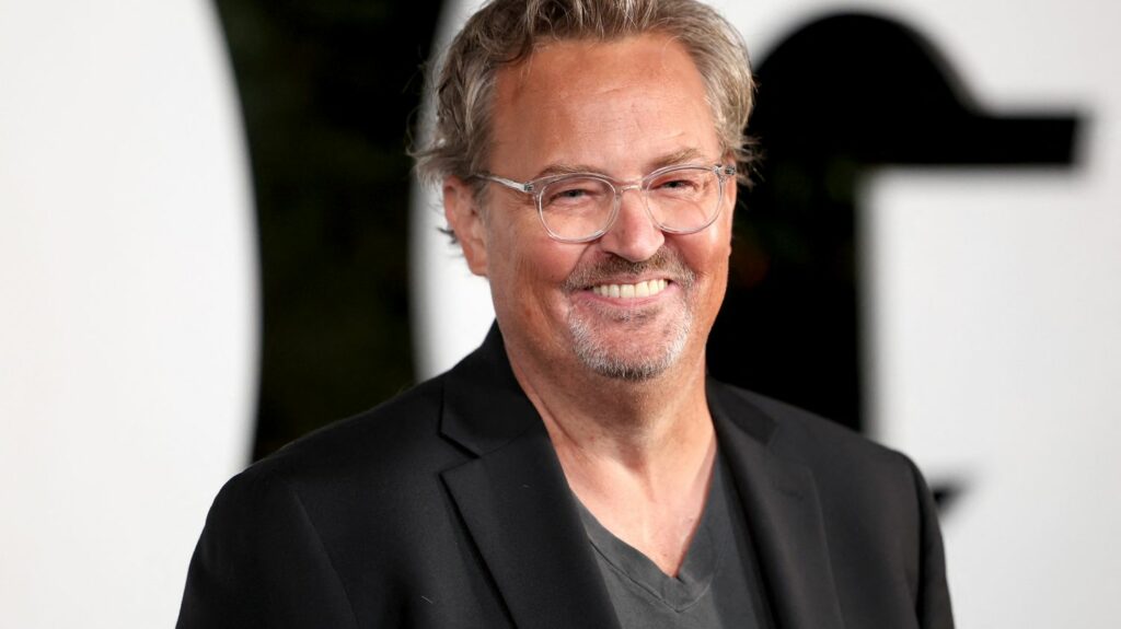 L'acteur Matthew Perry, star de "Friends", est mort d'une prise de kétamine, selon les résultats de l'autopsie
          L'acteur luttait depuis des années contre son addiction aux analgésiques et à l'alcool.