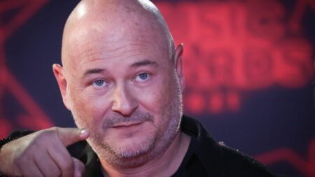 "Tout est faux, tout est mensonger" : l'animateur Sébastien Cauet, accusé de viols, prend la parole pour la première fois
          Se disant "dévasté", le présentateur de l'émission de NRJ "C'Cauet" est sorti de son silence, dimanche, pour accuser les plaignantes de "mensonges".